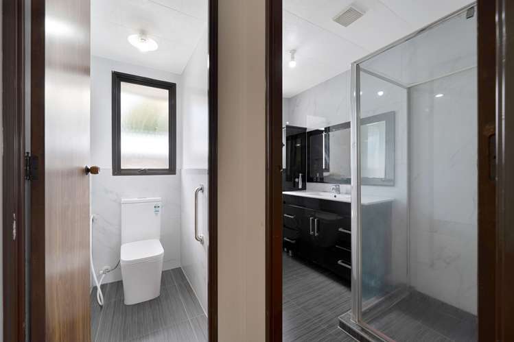 4 Ireland Place Ranui_17