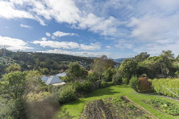 23 Riselaw Road Calton Hill_14