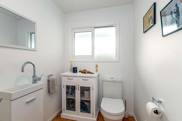 32 Harrison Road Winchester_21