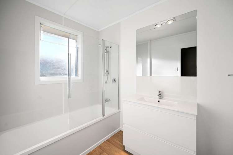 4566 Great South Road 11330_11