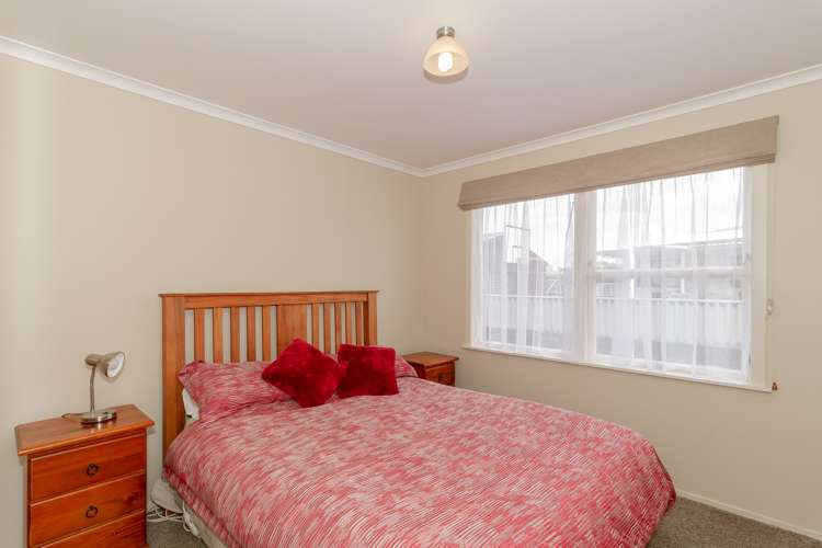 12 Upham Crescent Taradale_11