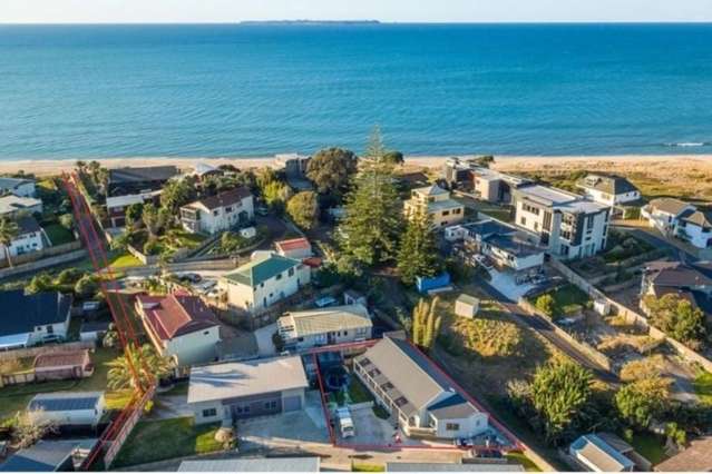 1321B Papamoa Beach Road Papamoa Beach_1