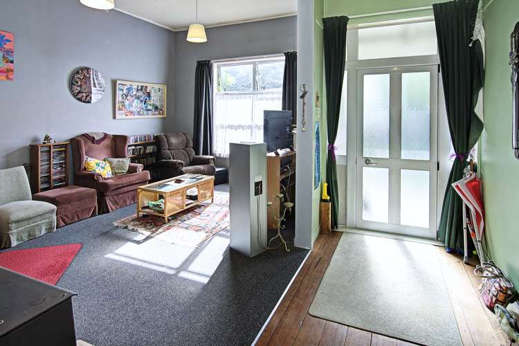 29 Clifton Avenue Carterton_21