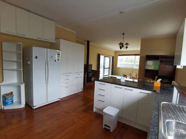 104 Parkvale Road Karori_1