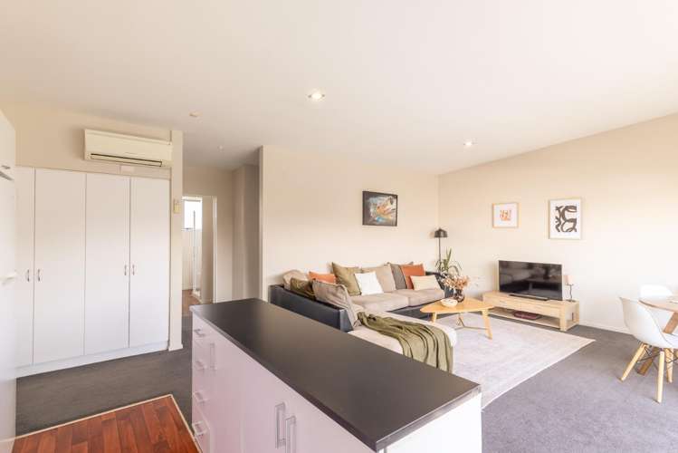 D/532 Hereford Street Linwood_6