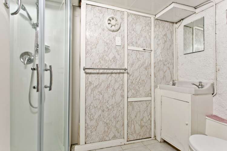 1/73 Chivalry Road Glenfield_12