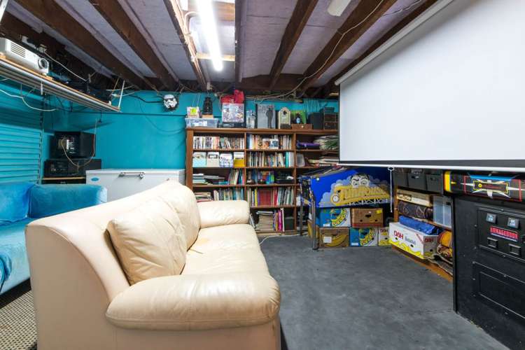 35 Sheridan Drive New Lynn_13