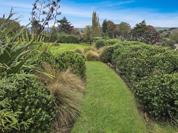 6 Bridge Road Maheno_16