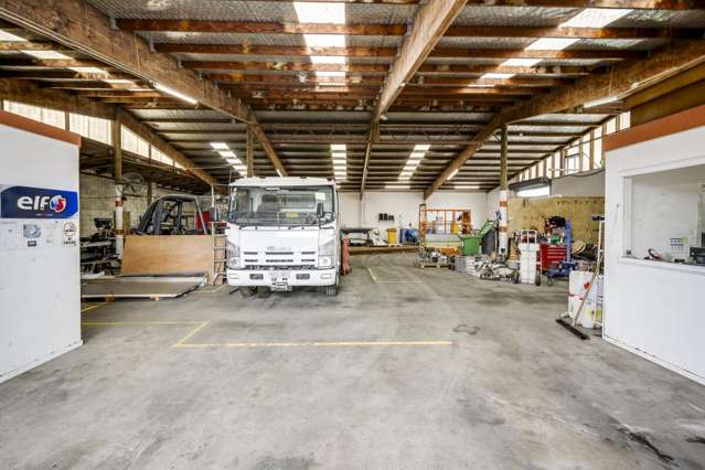 1 Hazelwood Street and 7 Chatham Road Flaxmere_4