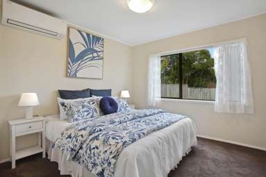 82 Glen Road_4