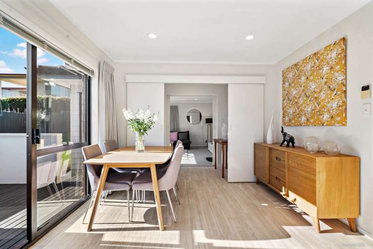 2/42 Howard Road Northcote_14