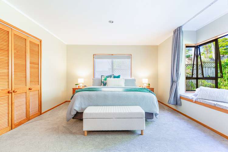 17 Outlook Road Greenhithe_13