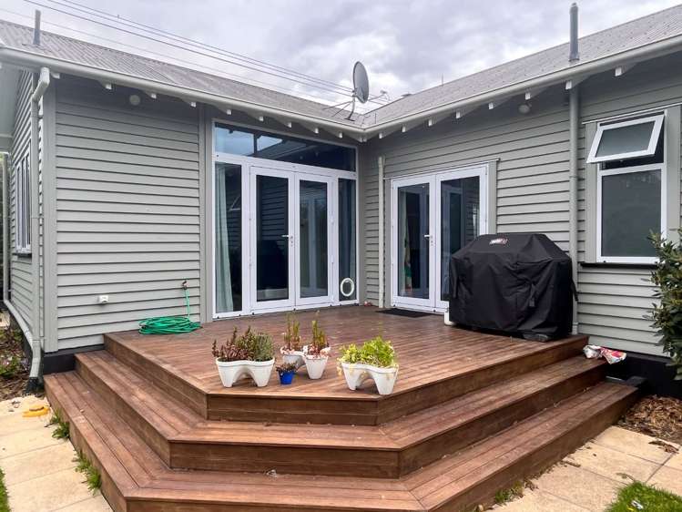 2 Celia Street Redcliffs_16