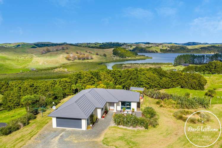 297 Heatley Road Whakapirau_13