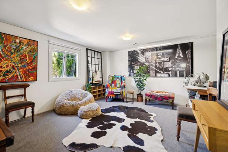 44 Isobel Road Greenhithe_13