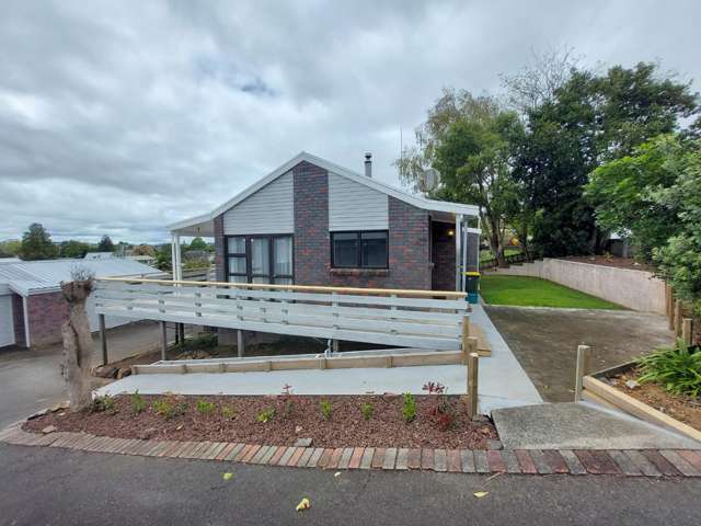 24 Hamblyn Crescent 1112_1