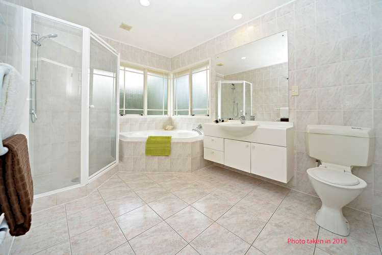 8 Woodgers Way Somerville_13