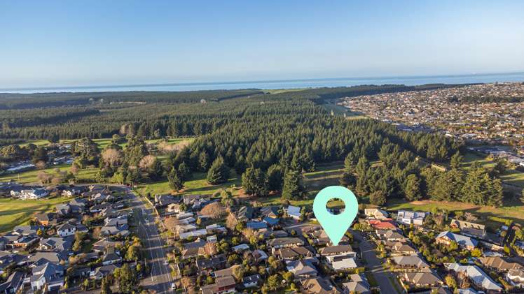 15 Len Hale Place Parklands_15