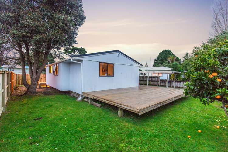 2b Hamurana Place Te Atatu Peninsula_12