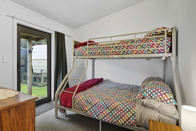 1354 Toko Mouth Rd Milton_11