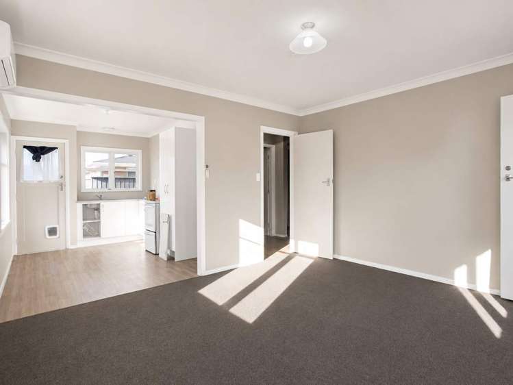 3/64 Gibbons Street_3