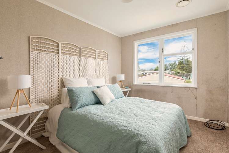 12 Kelkirk Street Kelston_19