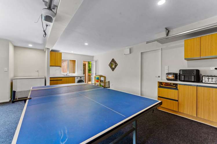 126-128 Lax Crescent Leigh_61