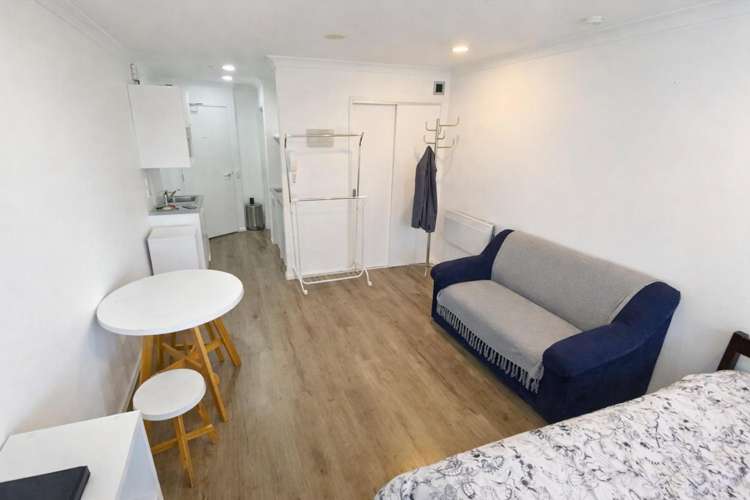 1PB/160 Symonds Street_0