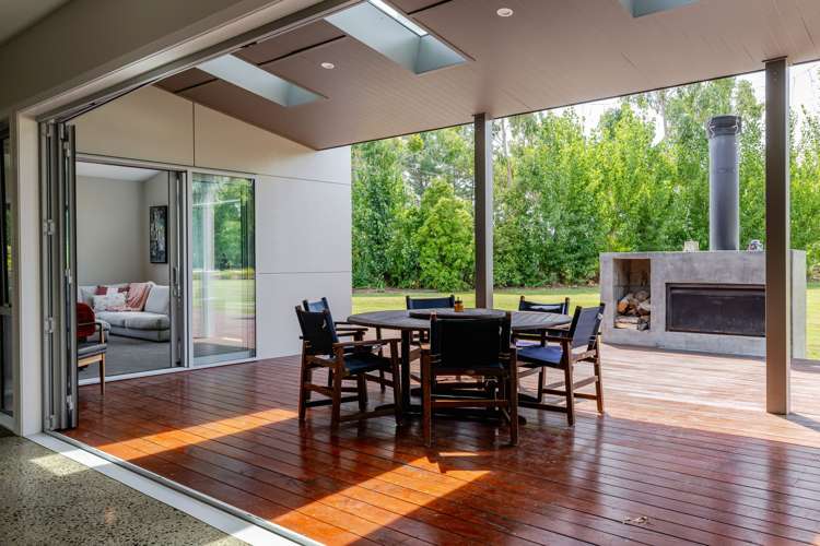 299 Reid Line East Colyton_15