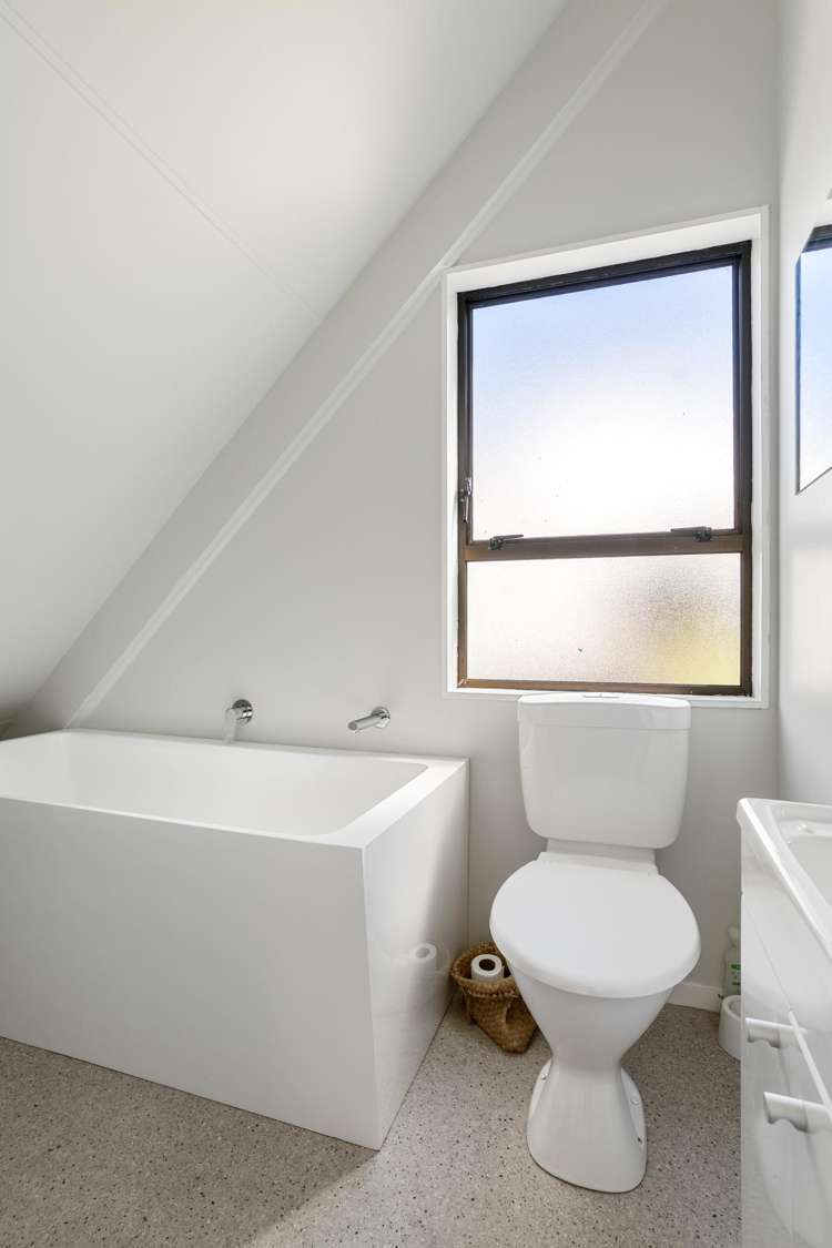 441 Onemana Drive Onemana_21