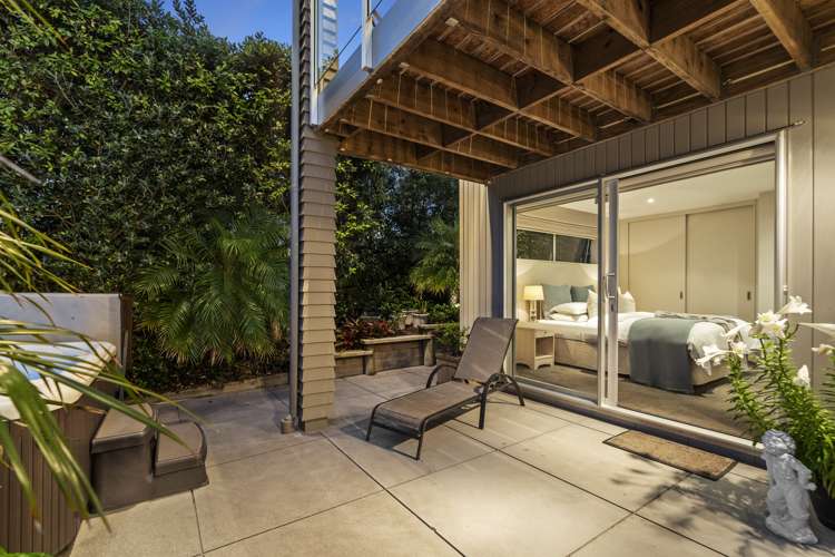 2a Rushden Terrace Red Beach_26