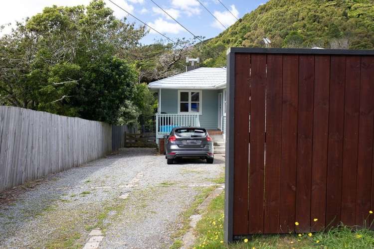 3 Sunny Grove Wainuiomata_22