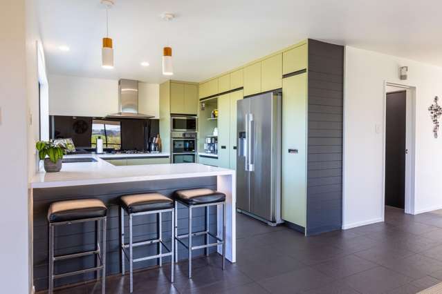 14 Centre Road Dannevirke_3