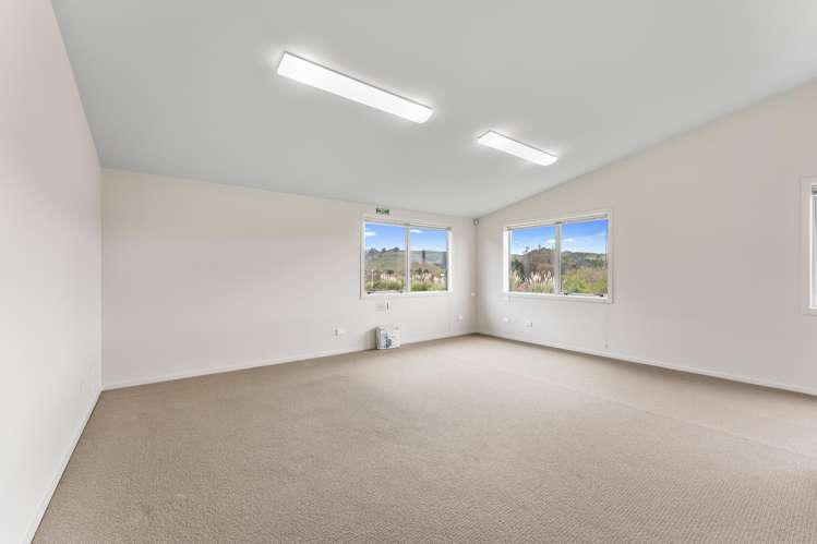 126 Riverbank Road Okoia_16