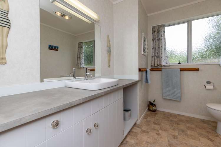 20 Menin Road Raumati South_15