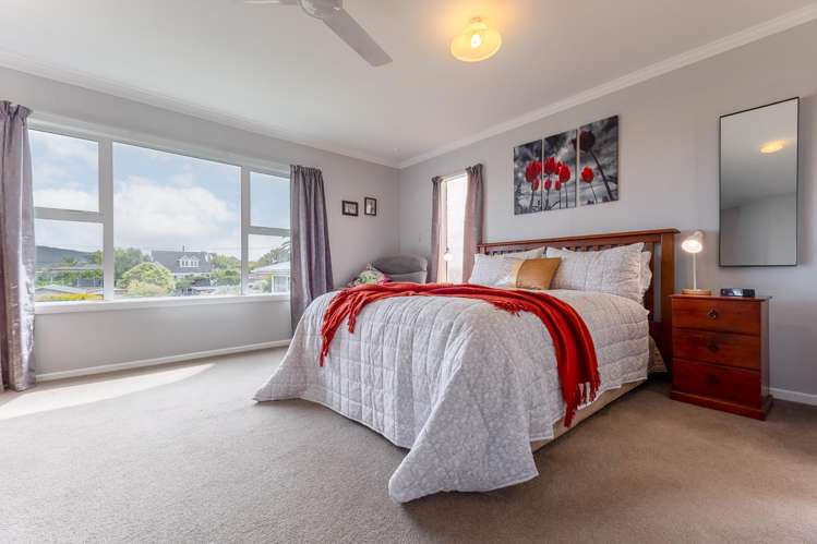 44 Gray Avenue Paraparaumu Beach_13