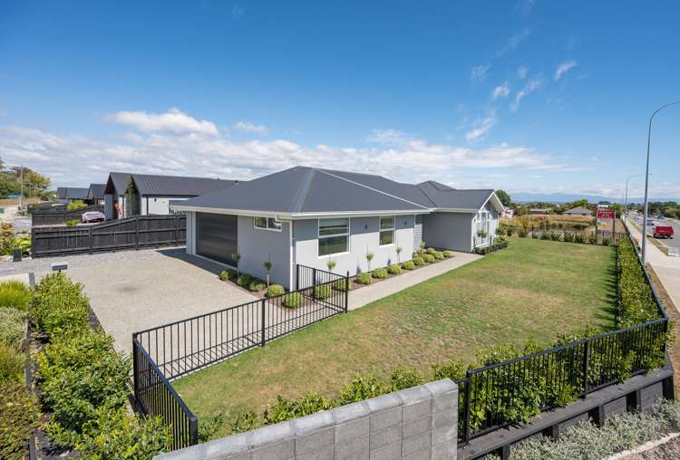 2 Hallmark Drive Hope_2