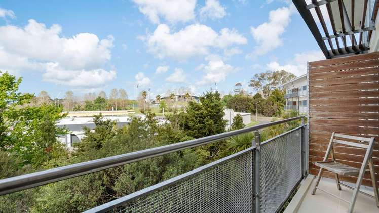 A27/210 Dairy Flat Highway Albany_0