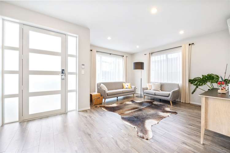 5 Carrickdawson Drive Flat Bush_6