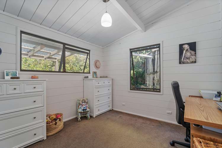 . Sh25 Te Rerenga-Kuaotunu Road Kuaotunu_11