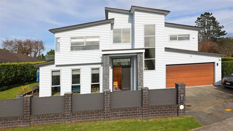 114 Lake Panorama Drive Henderson Valley_35