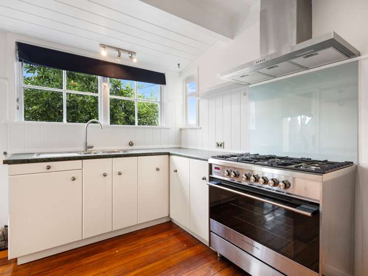 210 Gascoigne Street Raureka_9