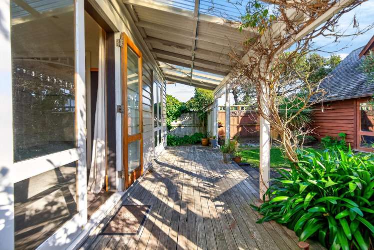 44 Oroua Street Eastbourne_28
