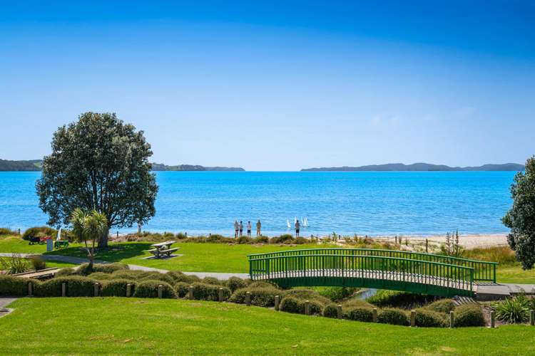 27 Schooner Avenue Snells Beach_13