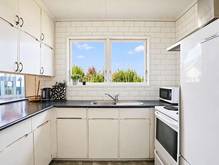 306 Clayton Road Pukehangi_5
