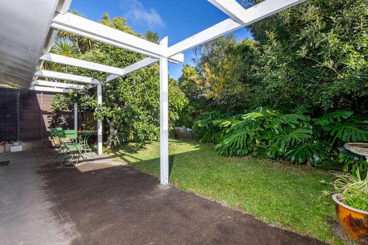 1/28 Martin Crescent Northcote_15