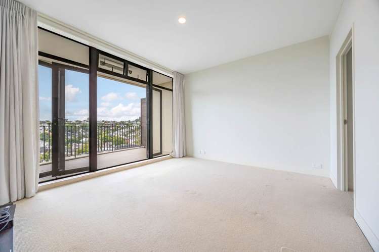 5b/38 James Cook Crescent Remuera_7