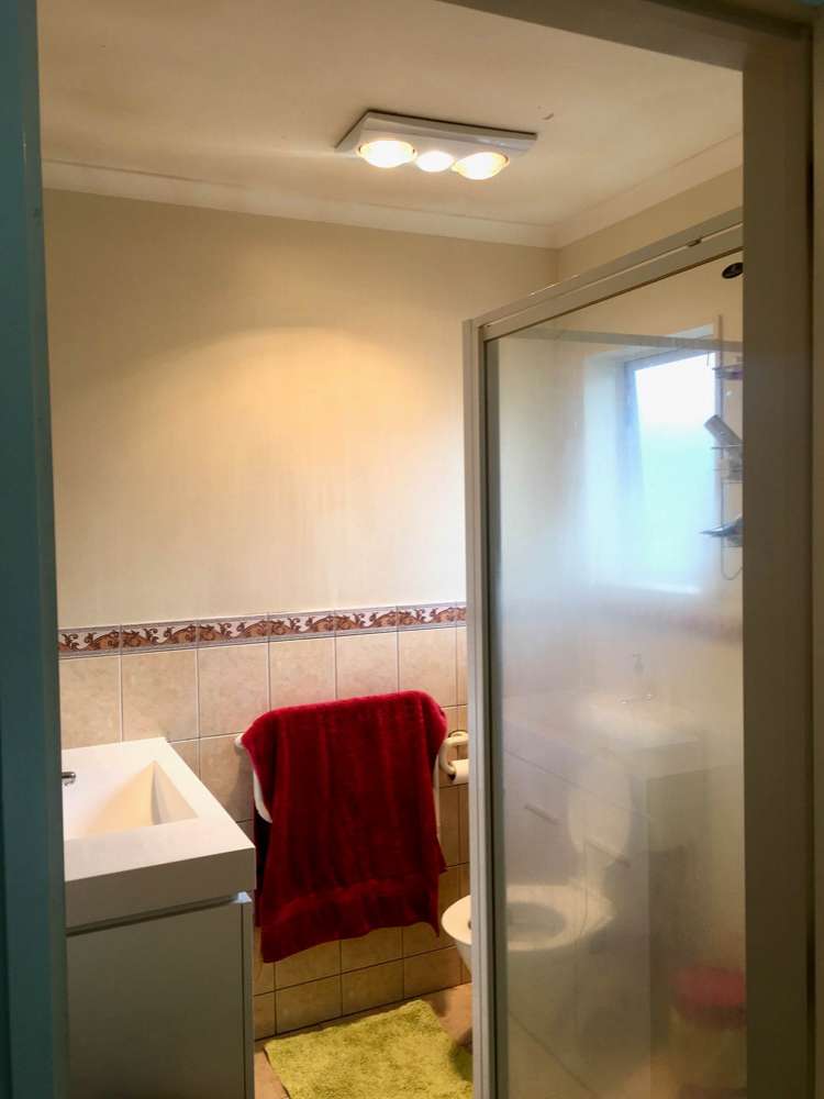 11 Pitt Avenue Clendon Park_10