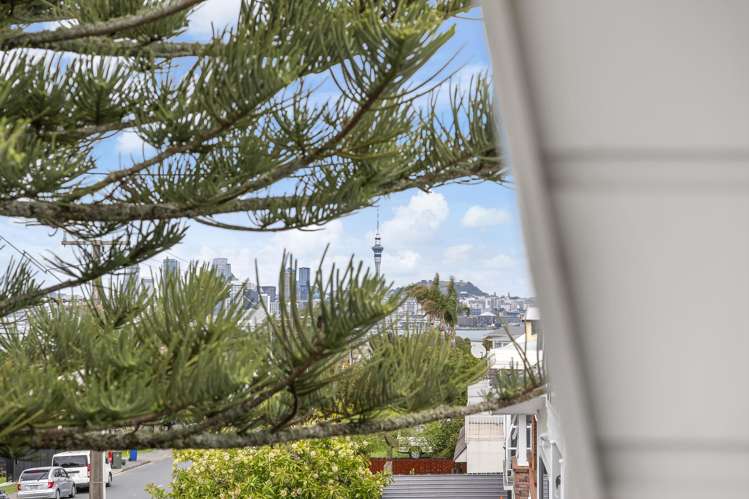 2/104 Sylvan Avenue Northcote_10