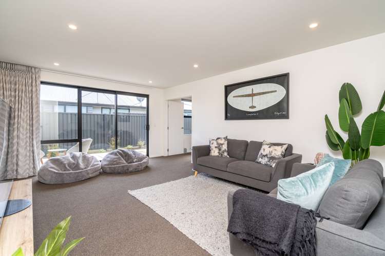 4 Aviation Lane Mosgiel_11